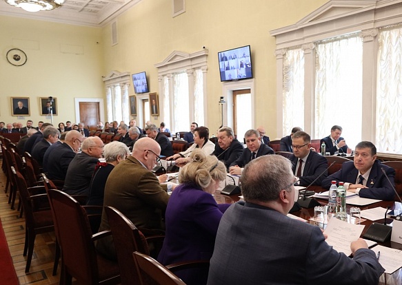 Исполком ФНПР утвердил план подготовки к Первомайской акции профсоюзов